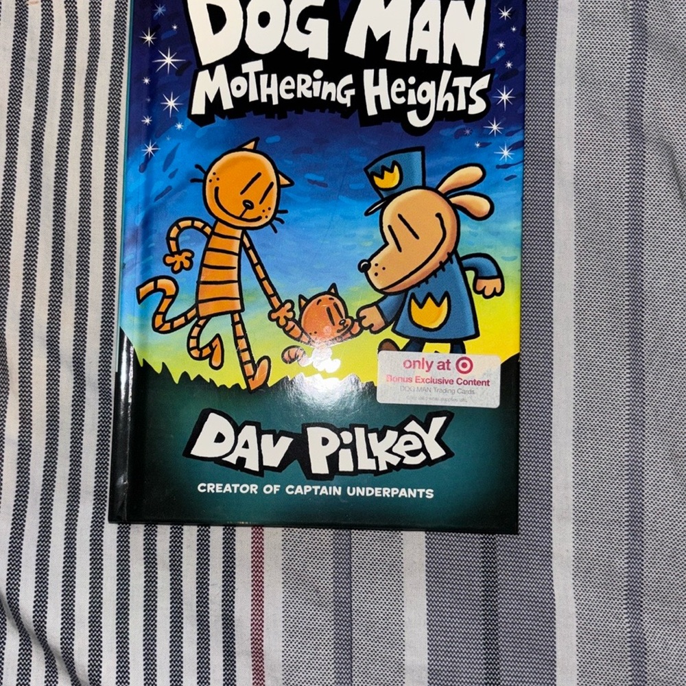 Dog Man: Mothering Heights Book
